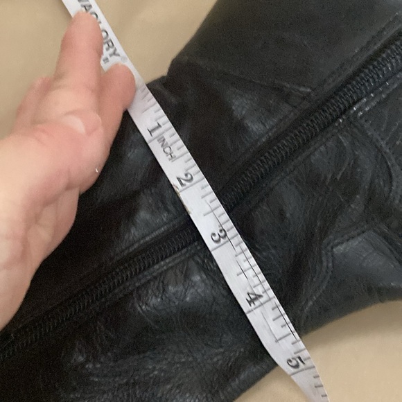 Etienne Aigner Black Leather Ankle Boots w Pointy Toes Lyle Style size 6 - Picture 12 of 13